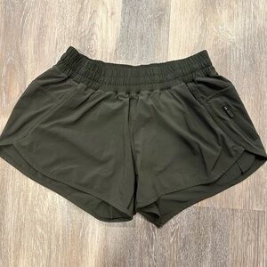 Lululemon Hotty Hot Short - 4” inseam